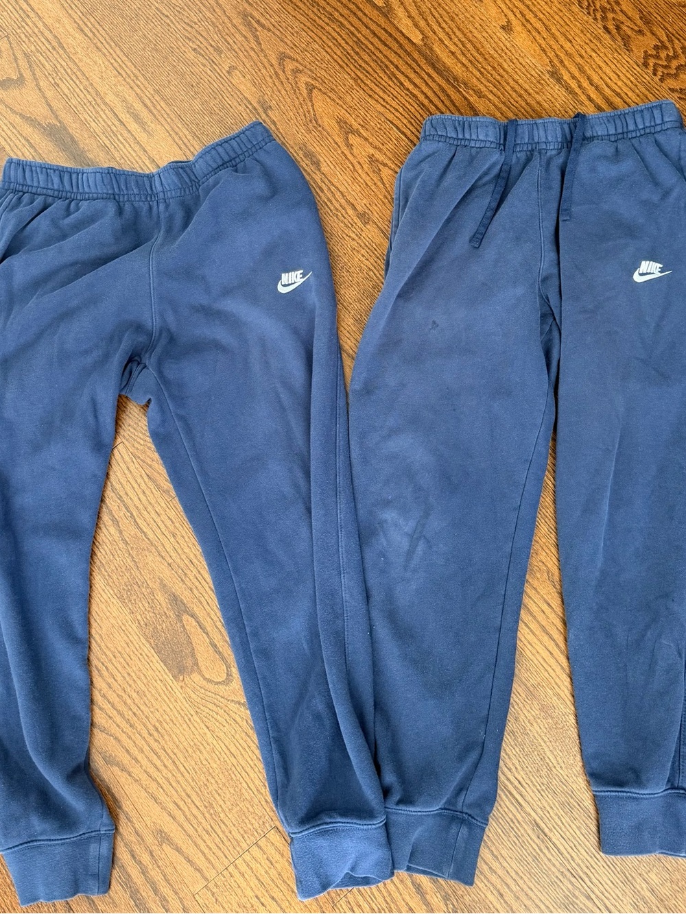 Nike men’s medium joggers good used condition